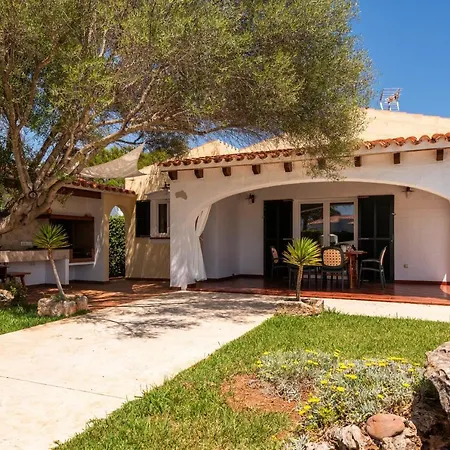 Villa Adrian, 3 Bedroom Villa, Calan Bosch Cala'N Bosch (Menorca)