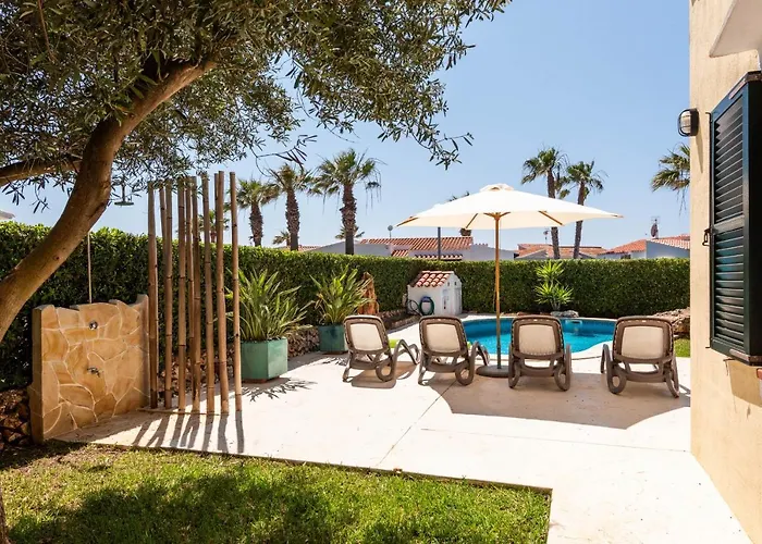 Adrian, 3 Bedroom Villa, Calan Bosch カラン・ボッシュ