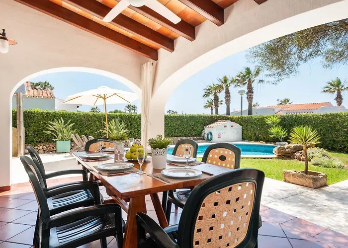 Adrian, 3 Bedroom Villa, Calan Bosch * カラン・ボッシュ