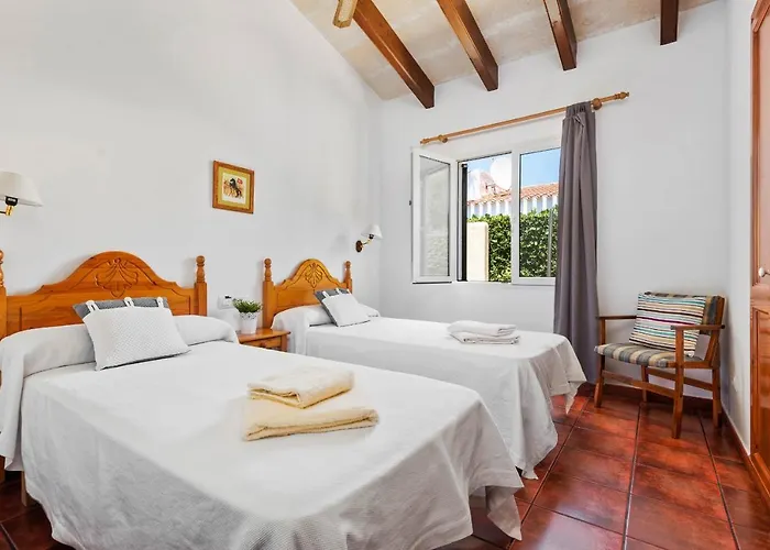 Adrian, 3 Bedroom Villa, Calan Bosch